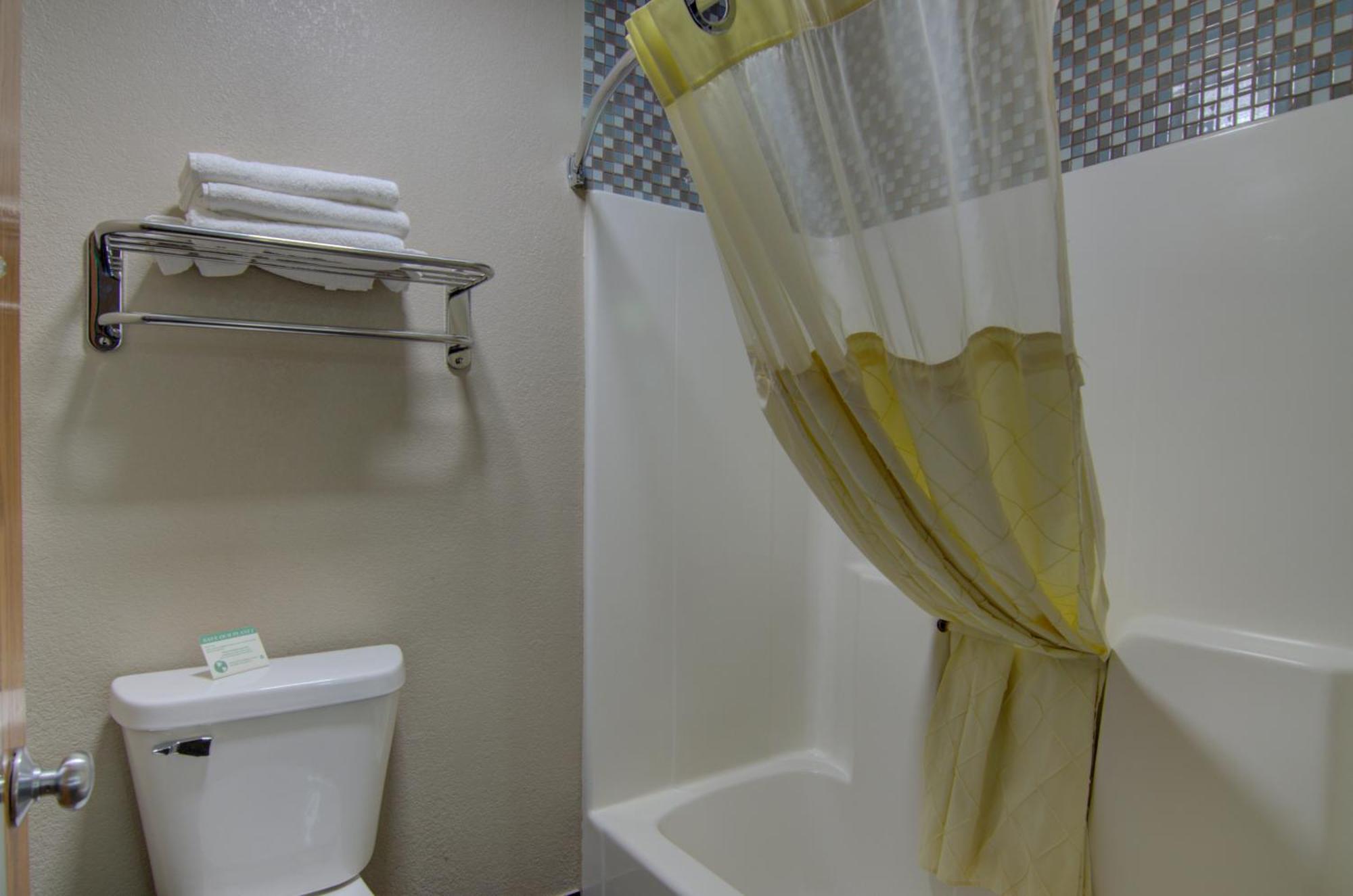 Westbridge Inn And Suites Centerville Ngoại thất bức ảnh